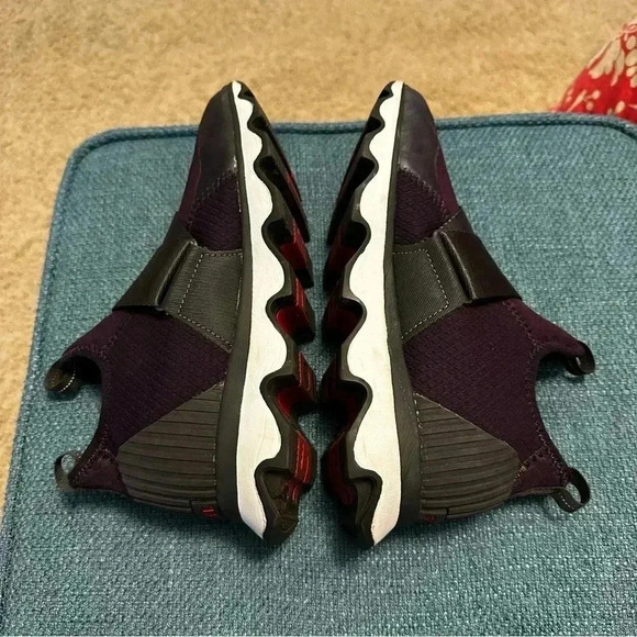 Sorel Kinetic Impact Purple Slip On Sneakers - Picture 8 of 11